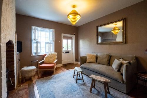 Bloom Cottage - image 7