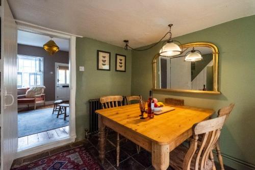 Bloom Cottage - image 3