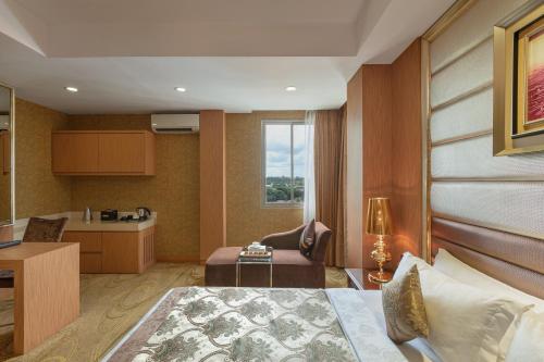 Junior Suite image 2