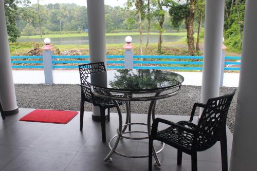 Kilátás, Jewel Homes Thattekad - ISO 9001 certified Birding & Family Nature Stay in Thattakad