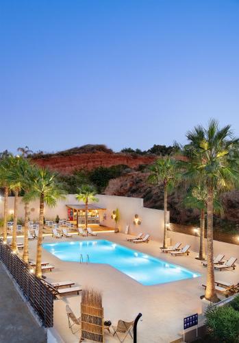 hotel photo