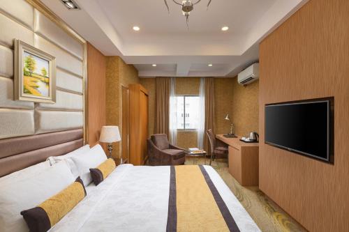 Deluxe Double or Twin Room room in Best Western Chinatown Hotel
