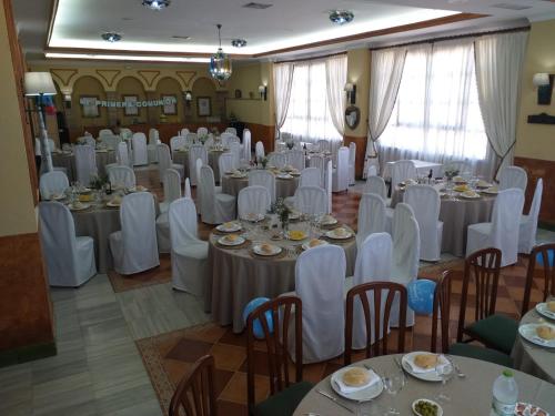 Hotel La Yedra - image 2