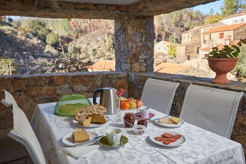 Casa Nascente - Água Formosa _ Vila de Rei (Casa Nascente - Agua Formosa _ Vila de Rei) in Vila de Rei