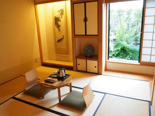 Japanese-Style Deluxe Room