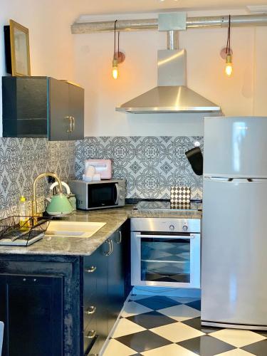 Shantell Luxury Apartment 3