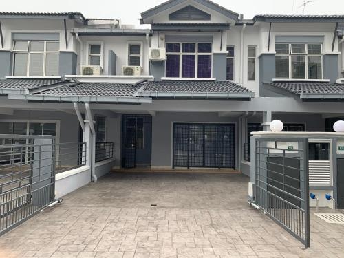 Lovely Homestay @ Seksyen 7