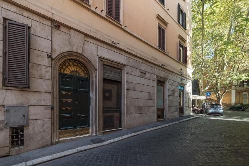 The Spanish Steps GRAND PENTHOUSE - image 9