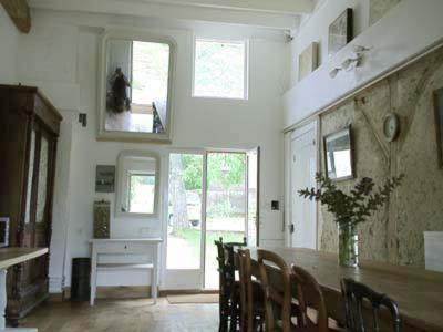Lilac cottage in Saint-Lubin-de-la-Haye