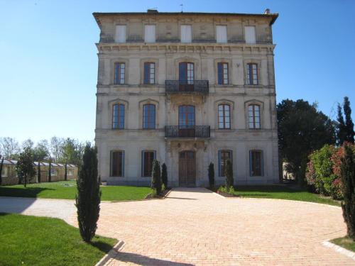 Chateau Du Comte - Chambre d'hôtes - Saint-Nazaire-d'Aude