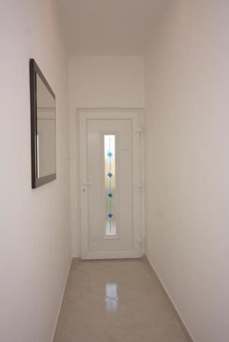 Family friendly house with a swimming pool Bibinje Zadar - 5778 - image 4