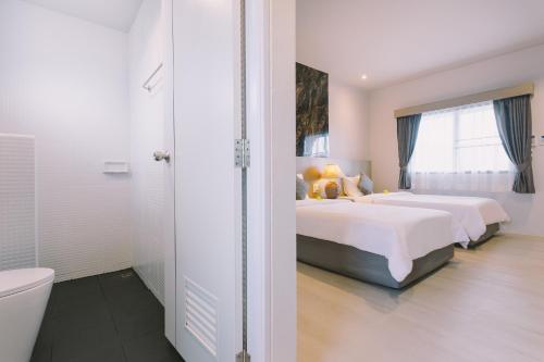 Fantasy Hill Bungalow – Karon Beach, WY