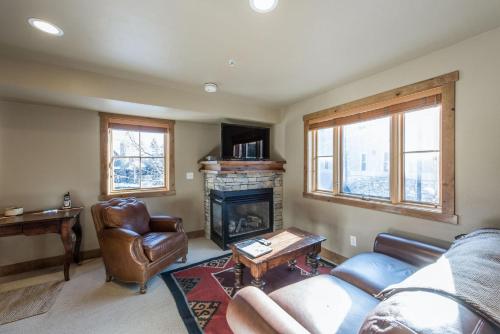 Jupiter Inn by Identity Properties - image 8