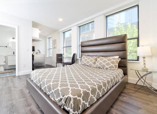 Pike's Market Condos by Barsala Seattle (WA)