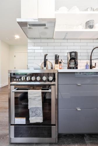 Pike's Market Condos by Barsala Seattle (WA)