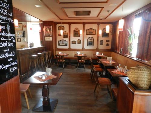 Chalupub Gästehaus in Felixdorf