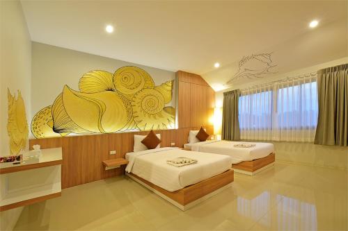 room detail thumbnail 1