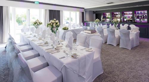 The Barnstaple Hotel - image 9