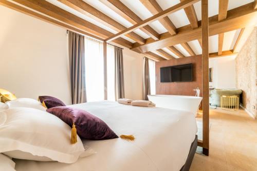 Hotel Creu de Tau Art & Spa