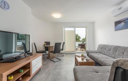 2 bedrooms, 2 beds