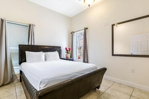 Urban Condos with Spacious Rooms & Amenities