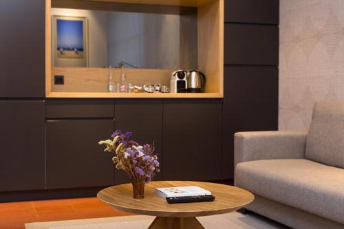 Suites 1478 - main image