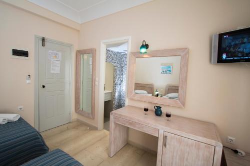 Andreas Hotel Santorini