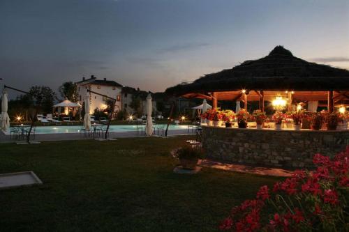 Úszómedence, Relais Santa Margherita in Cincelli