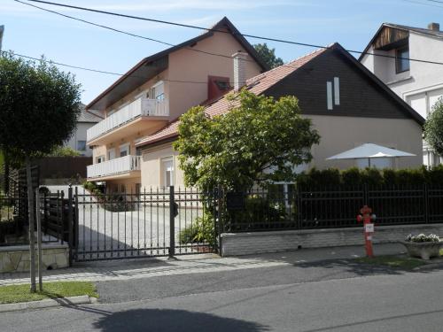  Apartman Virág in Hévíz
