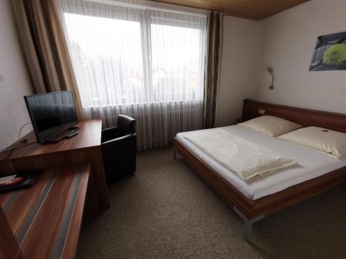1 double bed