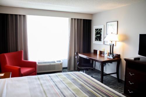 Country Inn & Suites by Radisson, Washington Dulles International Airport, VA