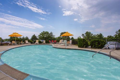 Úszómedence, Days Inn by Wyndham Absecon Atlantic City Area in Absecon (New Jersey)