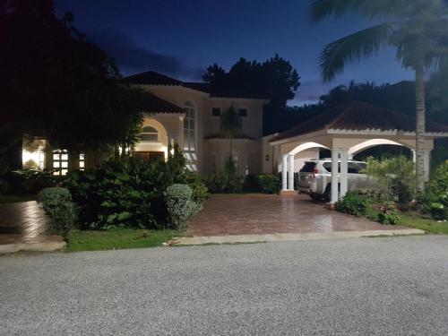 Villa M-6 Metro Country Club in Juan Dolio