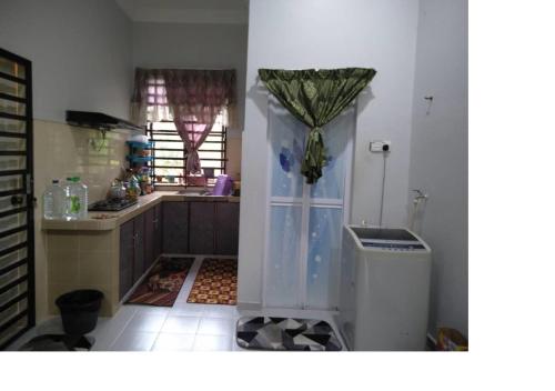RK ASIANA HOMESTAY, KEMAMAN in Binjai