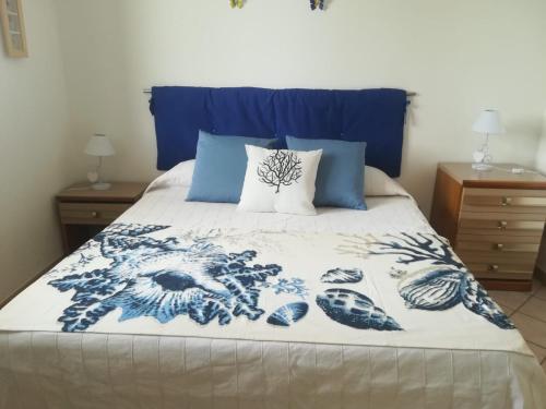 APARTMENT IN VILLA (NEAR THE SEA) - image 4