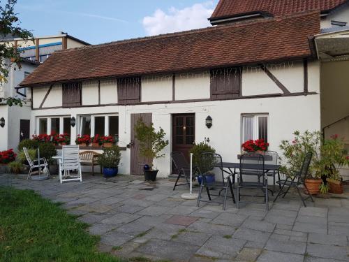 Exterior view, Ferienwohnung mit landlichem Charme in Rodgau