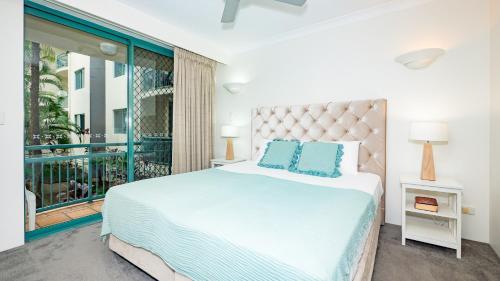 Currumbin Sands Holiday Apartments in Palm Beach
