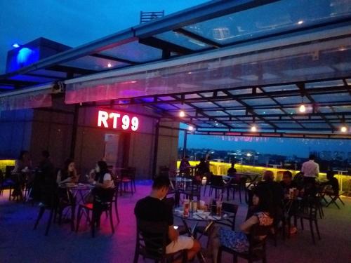 Hotel Broadway Yangon