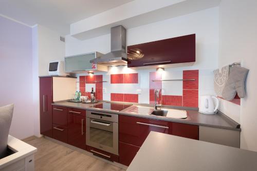Kitchen, B2B Apartments in Jihlava