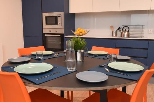 Cocina, Yugo Lee Point in Cork City Center
