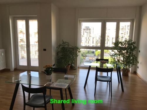 Feel@Home Apartment+Rooms - image 4