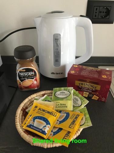 Feel@Home Apartment+Rooms - image 12