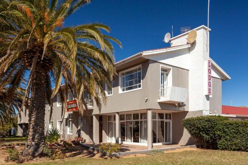 . Loganda Karoo Lodge