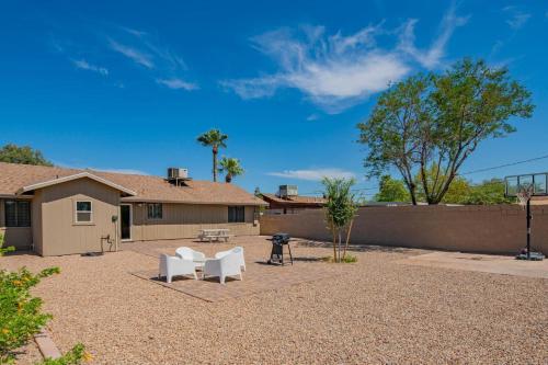 4BR Home in Tempe near ASU by WanderJaunt
