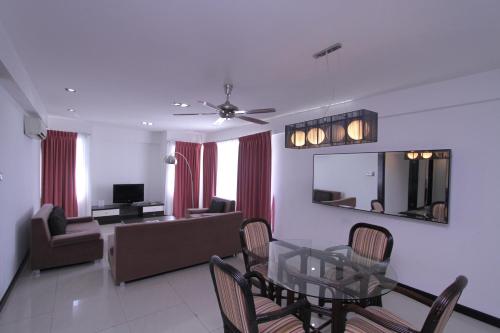 Likas Square - KK Apartment Suite