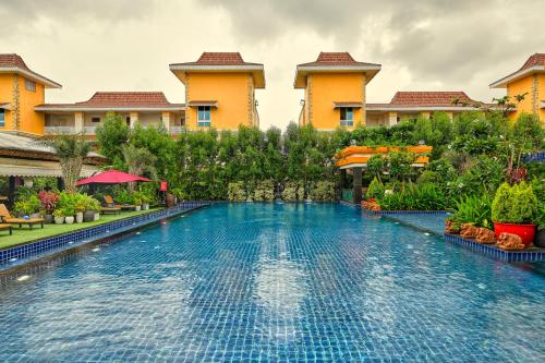 Skats, MAYFAIR Lake Resort in Purena