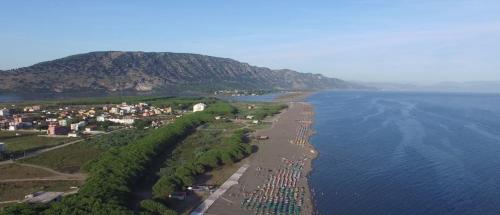 Beachfront Tirana Guest House - image 7