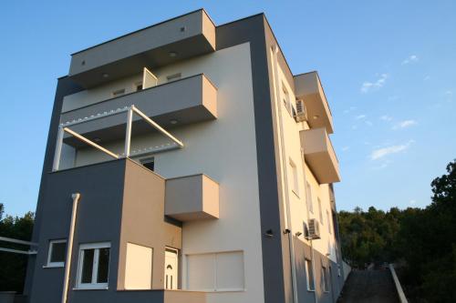 Apartments Paninich - image 11