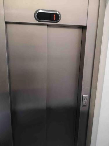 CITY CENTER OSLO BLACK AND WHITE APARTMENT - image 4