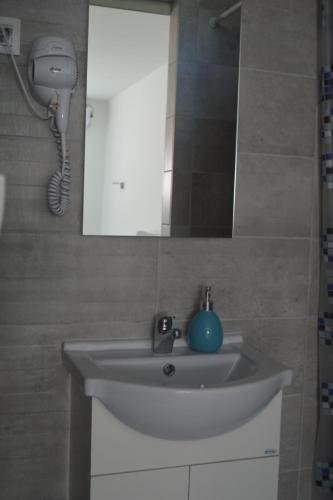 Bathroom, Sunrise Apartment in Hajduszoboszlo